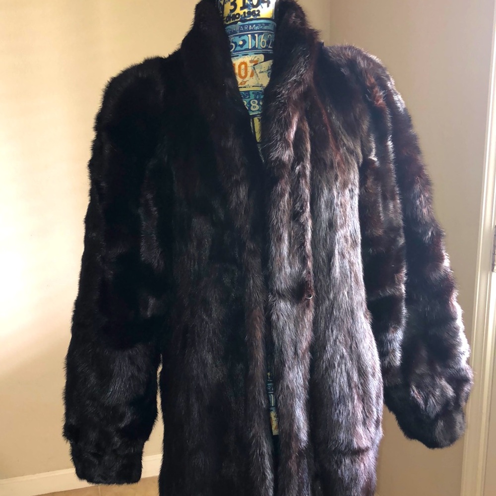 Dittrich Fur… Fur coat by Rich Furs